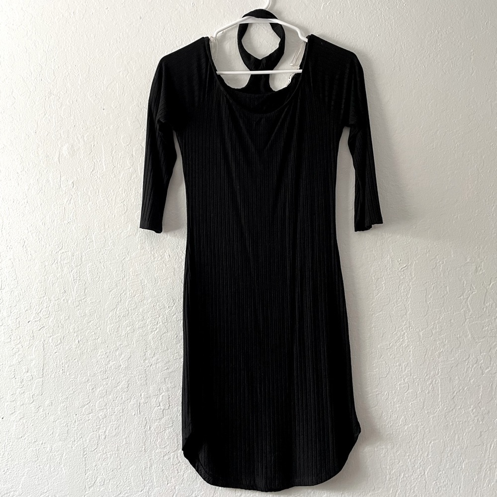 Bodycon Midi Dress with Choker Detail